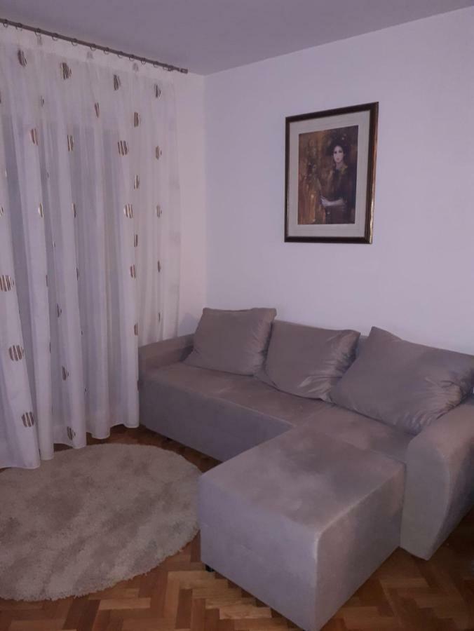 Apartment Jakov Senj  Buitenkant foto